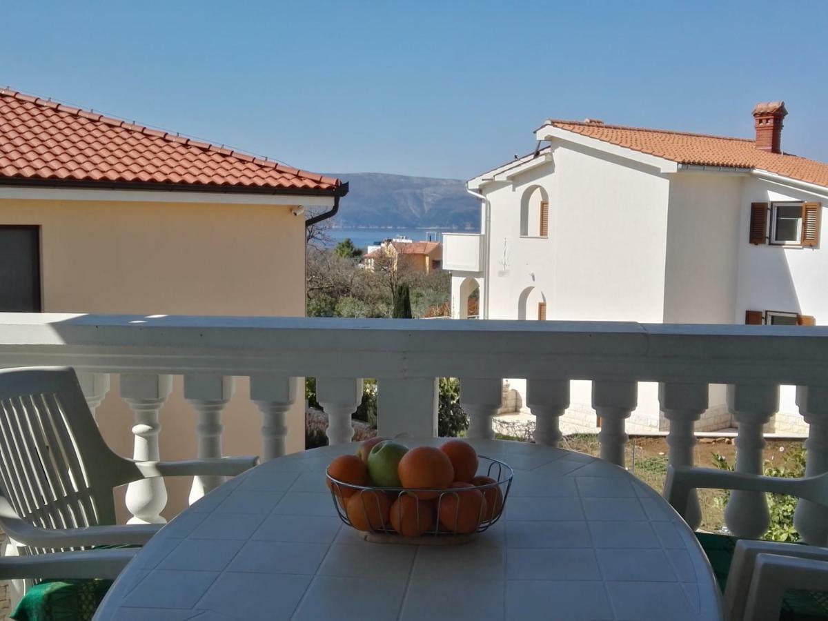 Apartment Pezic Krk Town Bagian luar foto