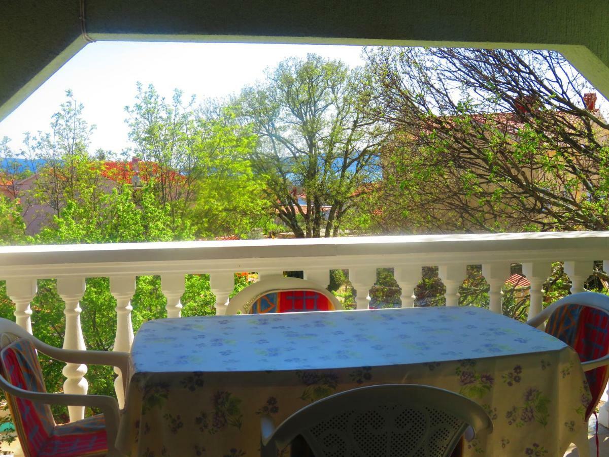 Apartment Pezic Krk Town Bagian luar foto
